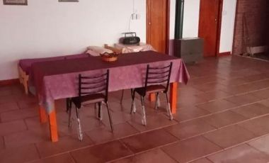 Casa en venta - 3 dormitorios 2 baños - 150mts2 - Las Toninas