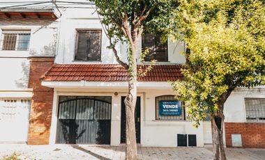 venta casa dos plantas bordabehere 4227