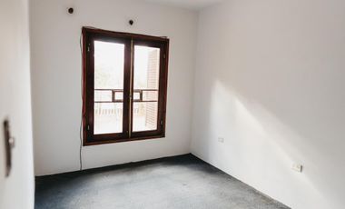 venta casa dos plantas bordabehere 4227