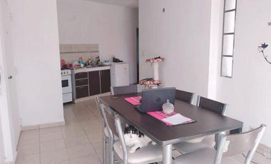 Departamento en venta - 2 dormitorios 1 baño - cochera - 75 mts2 - Burzaco