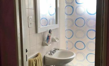 Departamento en venta - 2 dormitorios 1 baño - Cochera - 60mts2 - Quilmes Oeste