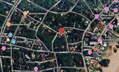 Casa en venta - 4 dormitorios 3 baños - 290mts2 - Carilo