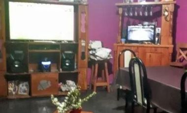 Casa venta - 5 dormitorios 2 baños - 420mts2 totales - San Francisco Solano