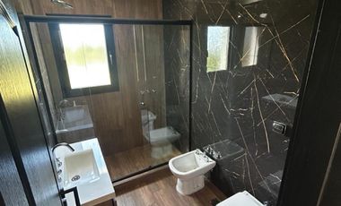 VENTA | CASA EN BARRIO PRIVADO | ARENAS CHICO