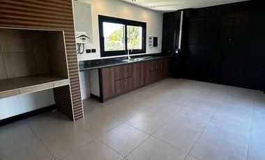 VENTA | CASA EN BARRIO PRIVADO | ARENAS CHICO