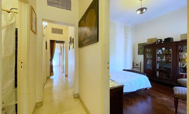 Casa en VENTA con departamento en planta alta, todo a reciclar, en Florida/Vte. López