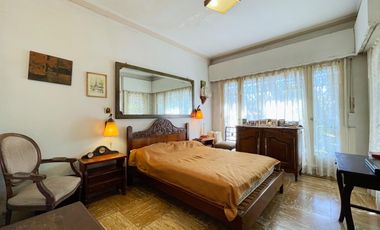 Casa en VENTA con departamento en planta alta, todo a reciclar, en Florida/Vte. López