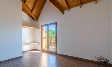 Casa en venta - 2 dormitorios 1 baño - cochera - 180mts2 - Santa Clara Del Mar