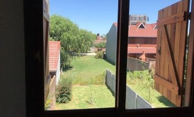 Casa en venta - 2 dormitorios 1 baño - cochera - 180mts2 - Santa Clara Del Mar