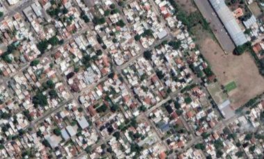 Casa VENTA - 3 dormitorios 2 bañso -70mts2 totales  - Berazategui