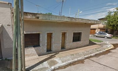 Casa VENTA - 3 dormitorios 2 bañso -70mts2 totales  - Berazategui