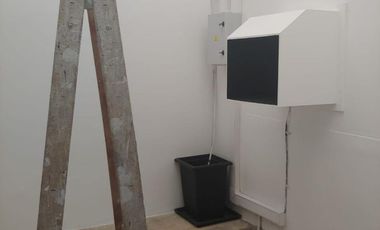Casa en venta - 2 Dormitorios 3 Baños - Local - 353Mts2 - Caseros