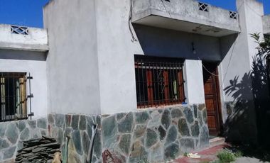 Casa en venta - 5 dormitorios 3 baños - 300mts2 - San Clemente Del Tuyú