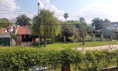 Casa en venta - 2 Dormitorios 2 Baños - 300Mts2 - Ensenada