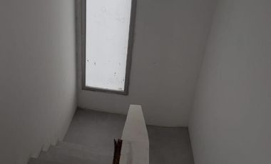 Casa venta 3 dormitorios 4 baños 720mts2 totales - Villa Elisa