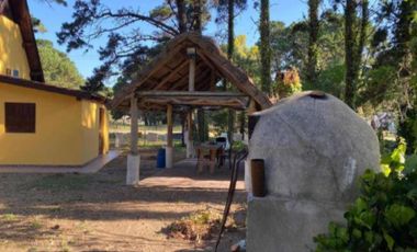 Casa en venta - 5 Dormitorios 2 Baños - 270Mts2 - La Lucila Del Mar