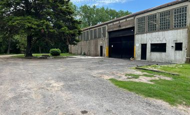 ALQUILER 2 Galpones naves industriales con salon de eventos en Av. 19 y 526 Gonnet La Plata