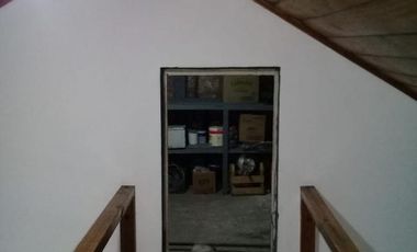 Casa en venta - 3 dormitorios 1 baño - 280mts2 - Burzaco