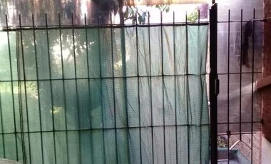 Casa en venta - 3 dormitorios 1 baño - 280mts2 - Burzaco