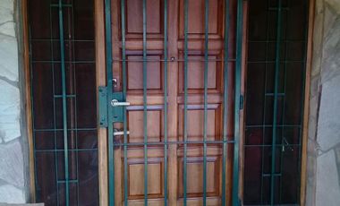 Casa en venta - 3 dormitorios 1 baño - 280mts2 - Burzaco