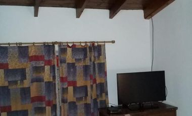 Casa en venta - 3 dormitorios 1 baño - 280mts2 - Burzaco