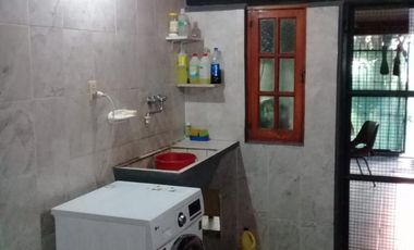 Casa en venta - 3 dormitorios 1 baño - 280mts2 - Burzaco