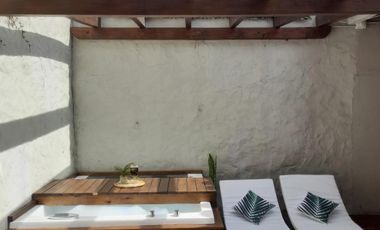 Casa en venta - 2 dormitorios 1 baño - 95mts2 - Lomas de Zamora