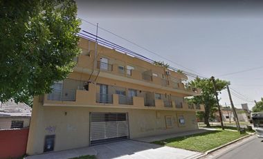 Departamento en venta - 2 dormitorios 1 baño - cochera - 55 mts2 - Burzaco