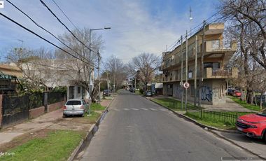 Departamento en venta - 2 dormitorios 1 baño - cochera - 55 mts2 - Burzaco