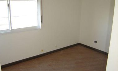 Departamento en venta - 2 dormitorios 1 baño - cochera - 55 mts2 - Burzaco