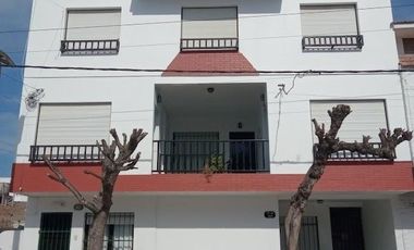 Duplex venta - 2 dormitorios 2 baños - 80mts2 totales - Necochea
