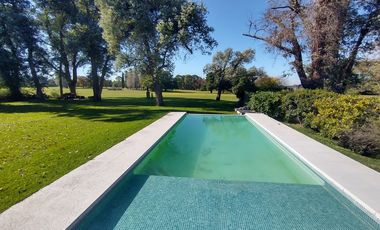 Excelente Casa en Las Praderas De Lujan