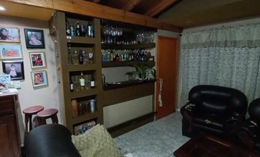 Casa venta - 4 dormitorios 3 baños - 459mts2 totales - Berisso
