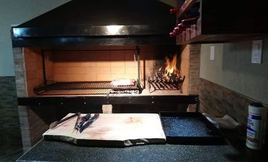 Casa venta - 4 dormitorios 3 baños - 459mts2 totales - Berisso