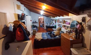 Casa venta - 4 dormitorios 3 baños - 459mts2 totales - Berisso