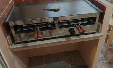 Casa venta - 4 dormitorios 3 baños - 459mts2 totales - Berisso