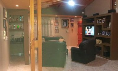 Casa venta - 4 dormitorios 3 baños - 459mts2 totales - Berisso