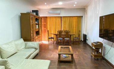 PH en venta - 4 dormitorios 2 baños - 160mts2  - Adrogue