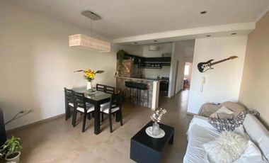 Departamento en venta - 2 dormitorios 1 baño - 56mts2 - La Plata