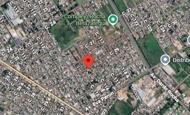 Casa en venta - 2 dormitorios 2 baños - Cochera - 200Mts2 - Berazategui