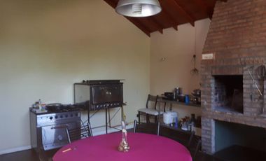 Casa venta -8 dormitorios-5 baños-5 cocheras -2100mts2 totales- Ranelagh