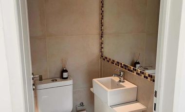 Departamento en venta - 2 dormitorios 3 baños - 140mts2  - La Matanza