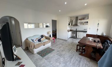 PH de 3 ambientes a la venta en Martínez