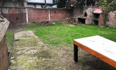 Casa venta - 2 dormitorios - 1 baño - 330mts2 totales - Sourigues