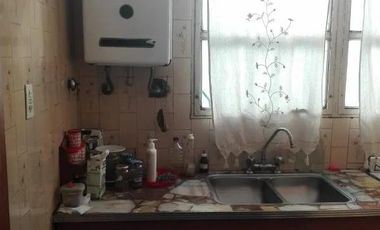 Casa en venta - 4 dormitorios 1 baño - 96mts2 - Don Bosco, Quilmes