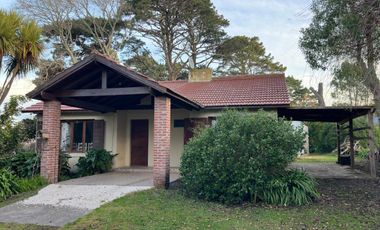 VENTA CHALET 3 AMB- SIERRA DE LOS PADRES - APTO CREDITO-