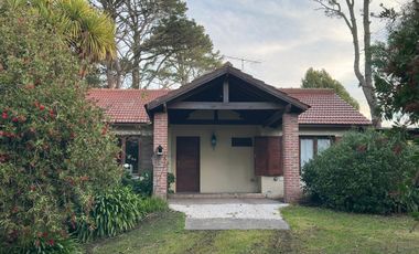 VENTA CHALET 3 AMB- SIERRA DE LOS PADRES - APTO CREDITO-