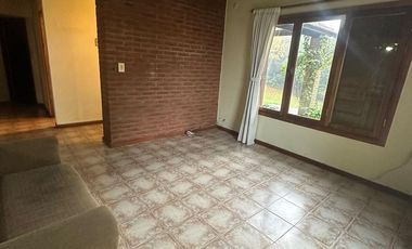 VENTA CHALET 3 AMB- SIERRA DE LOS PADRES - APTO CREDITO-