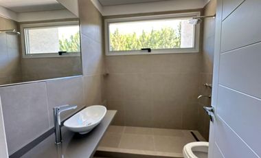 Casa Al Río En Venta - Barrio San Juan, Villanueva, Tigre