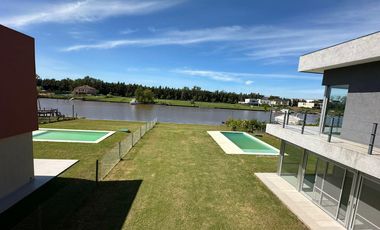 Casa Al Río En Venta - Barrio San Juan, Villanueva, Tigre